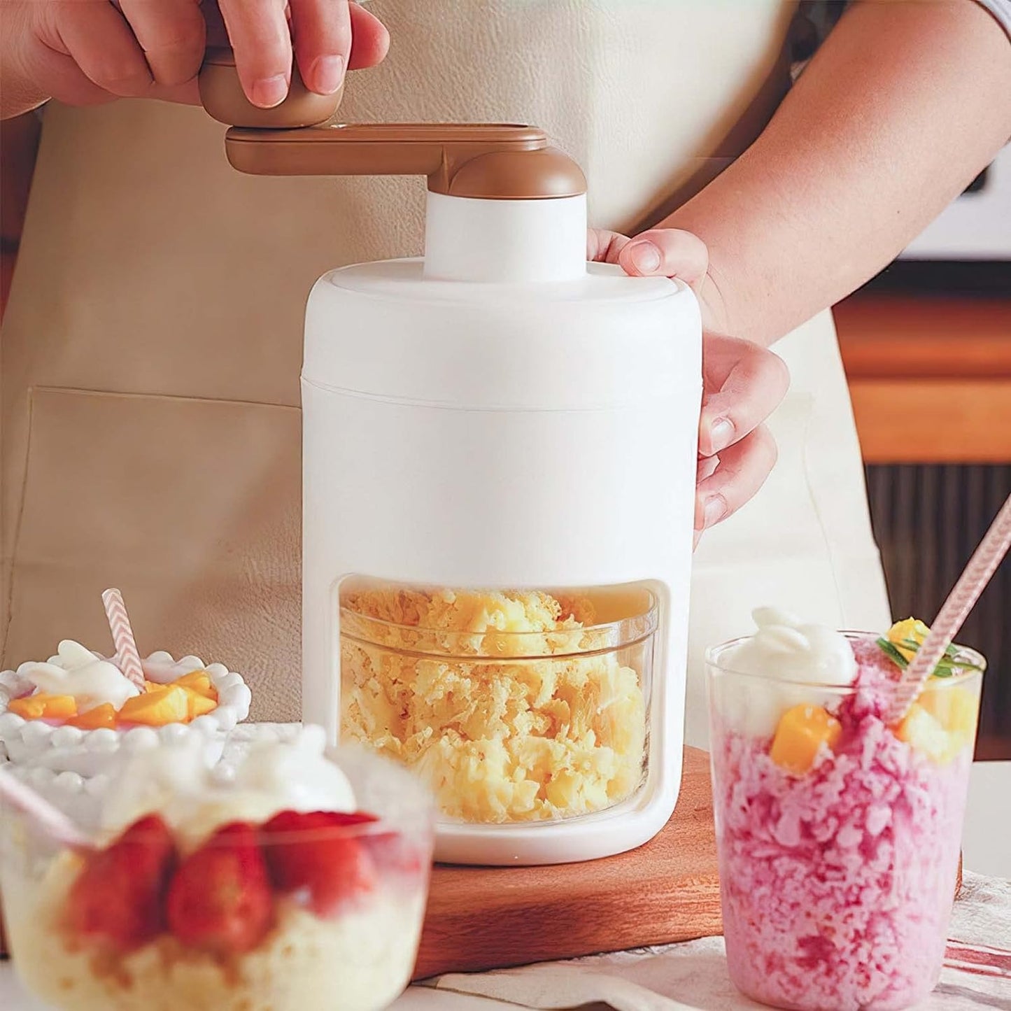 Manual Ice Shaver Crusher For Home And Kitchen Use